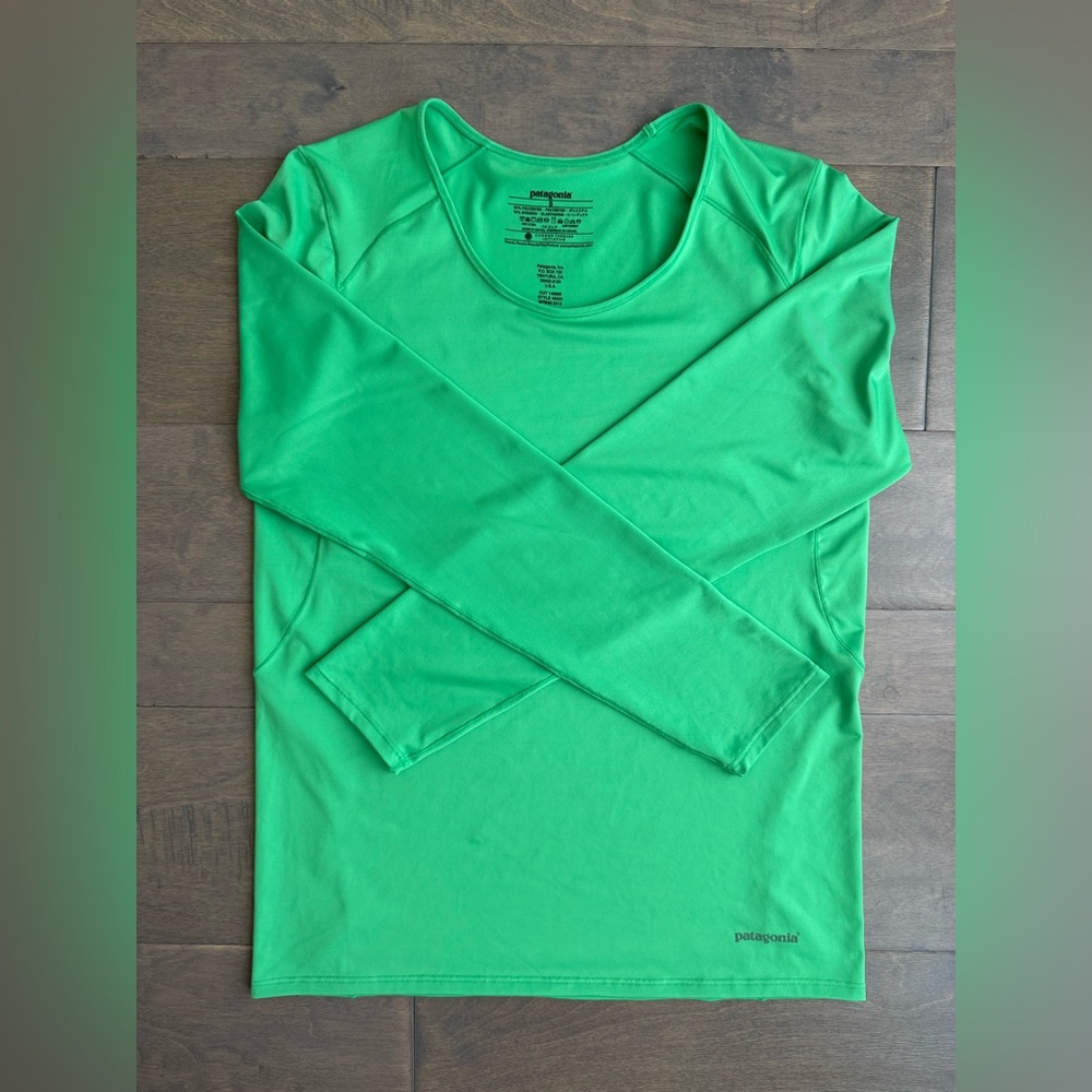 Patagonia Lightweight Scoop Neck Long Sleeve Shirt - Picture 6 of 11